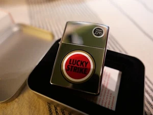 ZIPPO LUCKY STRIKE CIRCLE LIGHTER 1999 - Picture 1 of 8