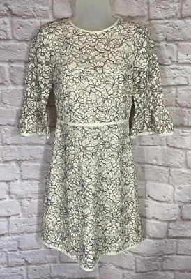 Draper James 蕾丝连衣裙女式 0 象牙色蓝色内衬刺绣喇叭袖 9528 — 第 1/4 张图片