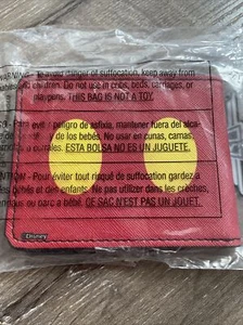 BUCKLE DOWN DISNEY MICKEY BI FOLD WALLET 4.0” X 3.5” NEW IN PACKAGING NO BOX - Picture 1 of 4
