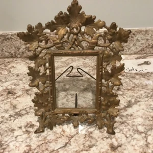 OAK LEAF CAST IRON PICTURE FRAME With Glass See Pictures - Picture 1 of 8