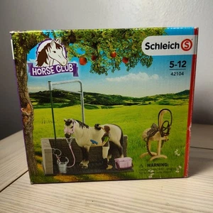 Schleich 42104 Horse Club Horse Wash Area New Open Box - Picture 1 of 5