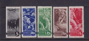 Russia 1935: Propaganda Against The War (N° 536/40) S. Cpl. SPL (Cat. 57/930) - Picture 1 of 2