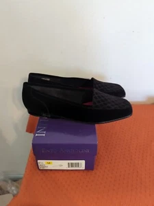 Women's Enzo Angiolini "Liberty" Black Velvet Loafers / Flats Shoes 8.5 M - Picture 1 of 8