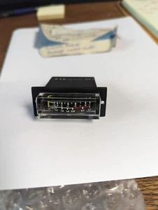 Rockwell Collins Aircraft Instruments Ammeter #458-0360-010 - Picture 1 of 6