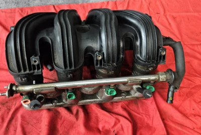 Впускной коллектор 2006 - 2008 Kia Optima 2,4 л с топливной рампой от оригинального производителя 2831025081 - Изображение 1 из 4