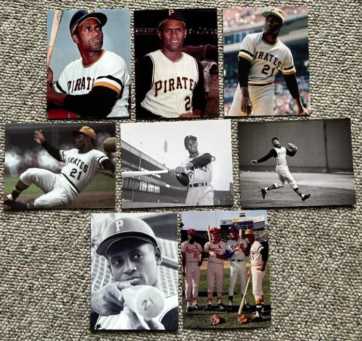 Roberto Clemente Postcard Set of 8 DIFFERENT Pittsburgh Pirates 1971 All Star et - Image 1 of 4