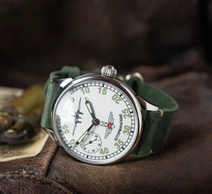SHTURMANSKIE. Reloj soviético, reloj vintage reloj militar de la URSS. correa verde - Imagen 1 de 5