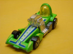 Vintage 1976 Hot Wheels Diecast Green Bubble Gunner Race Car - Picture 1 of 7