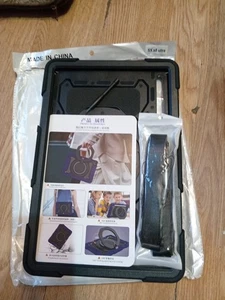 Neues Samsung Tablet S8 Ultra mit Trageriemen & Stift - Bild 1 von 2