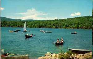 WASSERSPORT Bootfahren auf dem See Szene Postkarte - Bild 1 von 2