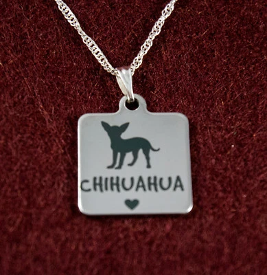 Halskette und Anhänger mit Gravierung. Schmuck - Hund mit Herz. Chihuahua - Bild 1 von 4