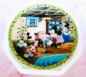 DISNEY-MICKEY'S CHRISTMAS CAROL-A COSY CHRISTMAS-KNOWLES PLATE-1993-STILL BOXED - Bild 1 von 4