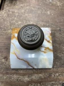 Antigua perilla de puerta de latón BPOE Elks Lodge - Imagen 1 de 7