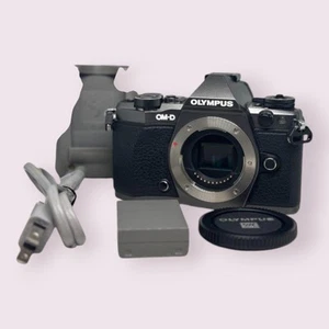 Olympus OM-D E-M5 Mark II Limited Edition Camera, 7000 Units Worldwide, Used - Picture 1 of 4