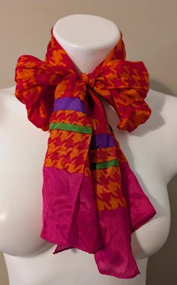 De Colección Liz Claiborne 100% Seda Bufanda 53x10" Rosa Caliente Rojo Naranja Geométrica Años 80 Nueva Con Etiquetas Foto 1 de 4