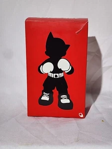 Figura ToyQube Astro Boy Vintage Edición Boxeo PVC H15CM Sofubi - Imagen 1 de 11