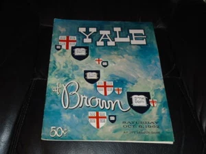 1962 YALE AT BROWN COLLEGE FOOTBALL PROGRAM EX-MINT - Picture 1 of 2