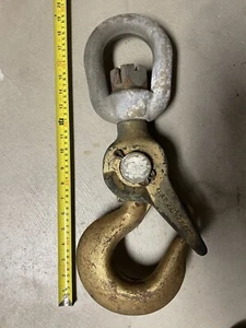 GANCHO DE SEGURIDAD NEWCO. PESA UNAS 27 libras. Gancho giratorio - con pestillo - Imagen 1 de 4