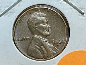 😱 ERROR! Clipped Planchet 1964 D Lincoln Memorial Cent Penny-Comb Shipping! - Picture 1 of 4