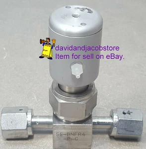 SWAGELOK SS-BNFR4-P-C - HIGH PURITY BELLOWS VALVE, 1/4" - Picture 1 of 8