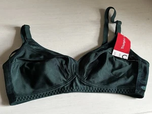 Dunkelgrüner BH DAMENFORM 36C ohne Bügel ungepolstert Sri Lanka von Triumph neu mit Etikett - Bild 1 von 12
