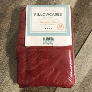 Martha Stewart Everyday Pair of King Pillowcases Red NIP - Picture 1 of 5