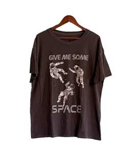 NWOT Graphic Tee Women's Sz M/L Give Me Some Space Astronaut Oversized - Bild 1 von 3
