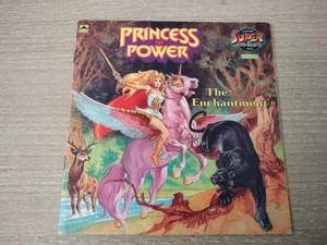 Vintage 1986 Princess Of Power She-Ra Golden Book Paperback ~ The Enchantment - Foto 1 di 3