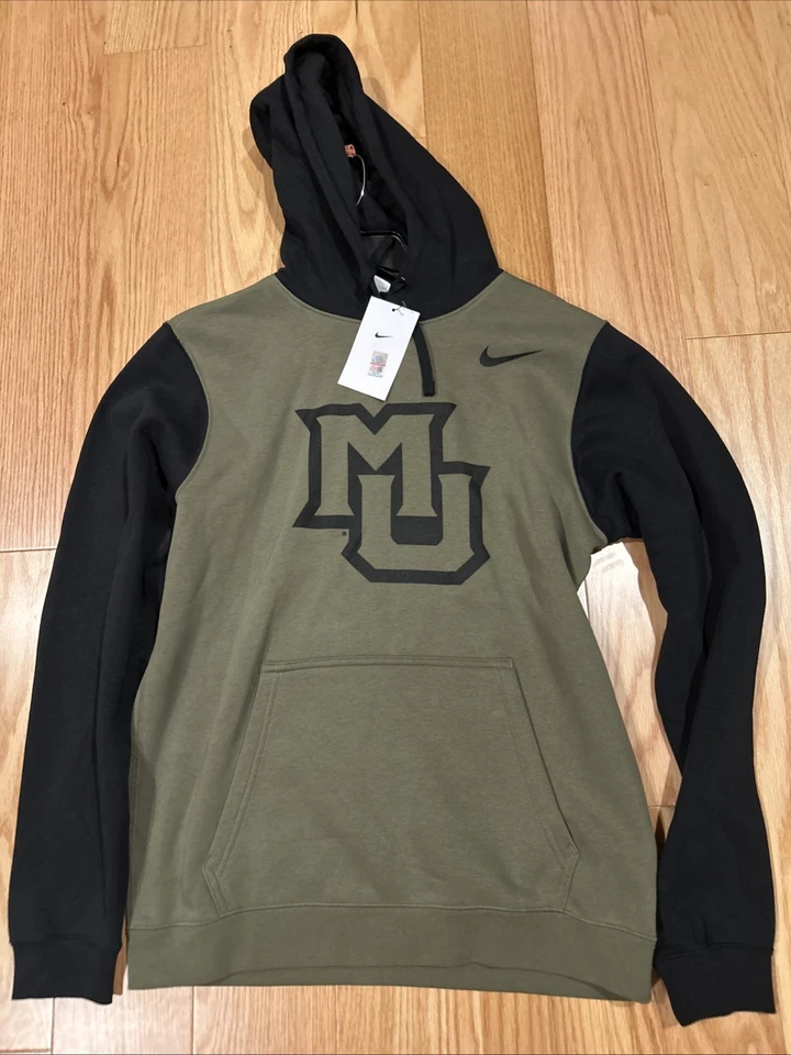 Nike NCAA Marquette Golden Eagles Club Fleece Hoodie Sz S NWT Basketball Men’s - Image 1 of 4