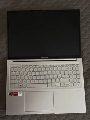 ASUS VivoBook 16X M1603QA - Immagine 1 di 4