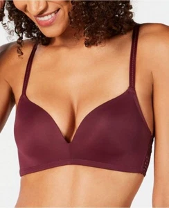 Wacoal b.tempt’d Tied in Dots Wireless Geometric-Lace Plunge Bra - Size 32B - Picture 1 of 8