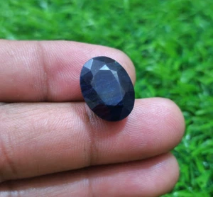 Natürlicher dunkelblauer Saphir facettiert oval 16,50 crt loser Edelstein für Schmuck - Bild 1 von 8