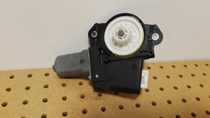 2012-2017 Toyota Camry Sunroof Motor 471701-10110 OEM - Picture 1 of 11