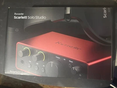 Focusrite Scarlett Solo Studio Pack - Image 1 of 4