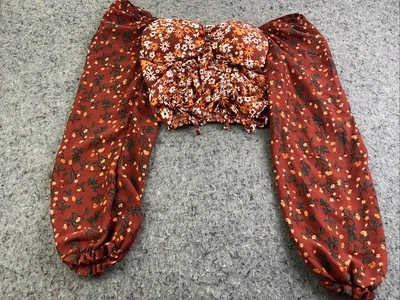 Madden NYC Blouse Women’s Size Med Floral Crop Top Long Sleeve Ruched Peasant - Image 1 of 4