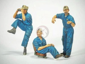 Modelo Victoria 1/35 Italiano Semovente 75/18 SPG Crew N.Africa Segunda Guerra Mundial (3 Figas) 4043 - Imagen 1 de 1