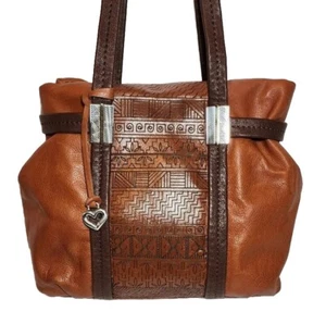 BRIGHTON ACOMA SAYAN DESSERT SUNSET 3D GEÄTZTES LEDER SCHULTERTASCHE HANDTASCHE $ 380 - Bild 1 von 18