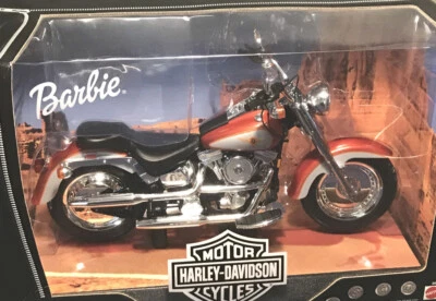 Harley Davison Barbie Fat Boy 1999 motocicleta escala 1:6~sin precio base excelente/caja sellada Foto 1 de 4
