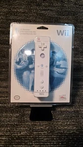 Nintendo Wii OEM Remote Controller White *Sealed 2006 - Picture 1 of 7