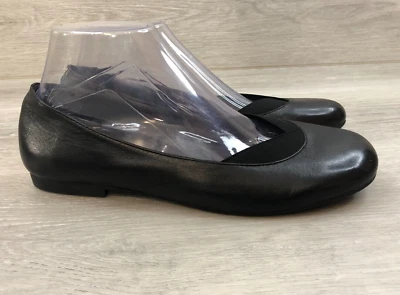 Zapatos planos de ballet para mujer Nurture de cuero negro 9,5 cómodos sin cordones para trabajo Foto 1 de 4