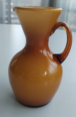 Kleine Vintage Opal Karaffe - Öl oder Essig - Tischkunst Retro - Bild 1 von 3