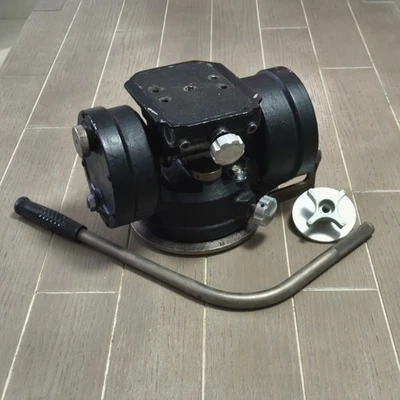 Big O'Connor Model 100 Fluid Head Mitchell Flat Base Payload 100 lb. - Image 1 of 4