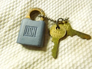 WWII U.S. Navy Yale Brass Push Key Padlock W/ 2 Original Keys NOS ? - Picture 1 of 12