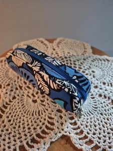 Vera Bradley Blue Bayou Eyeglass Softshell Case - Picture 1 of 6
