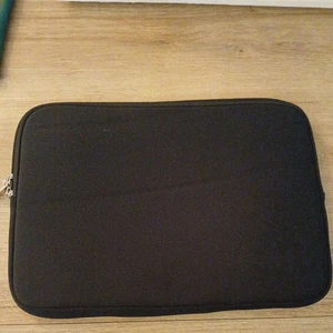 13.3” 15.6” NOTEBOOK LAPTOP SLEEVE BAG CARRY CASE COVER FOR APPLE HP SONY DELL - Picture 1 of 2