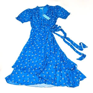 NWT Draper James Naomi Wrap Daisy Dress with Pockets Medium - Retail $165 🌼👗 - Picture 1 of 17