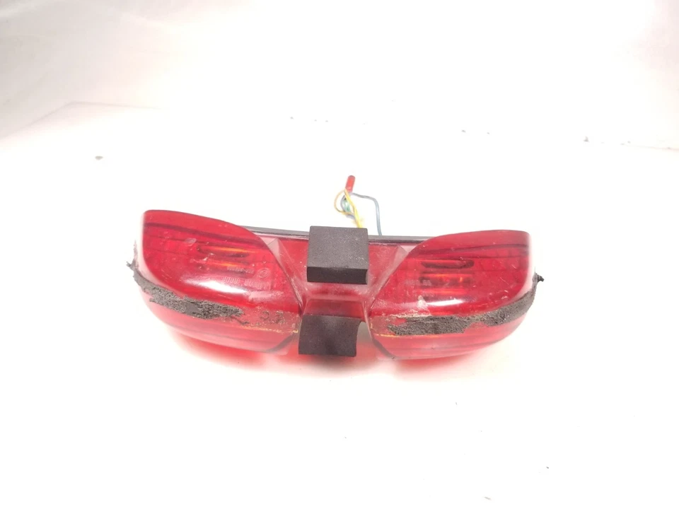 2001 Aprilia Falco SL1000 Rear Brake Light Lamp Tail Light Free Shipping - Imagem 1 de 4