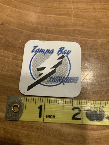 Vintage Tampa Bay Lightning Magnet NHL HOCKEY Cover