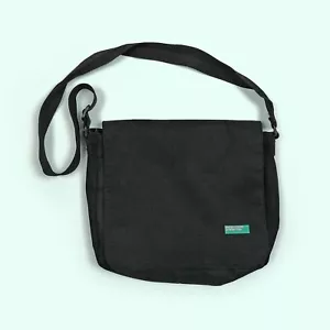 BENETTON Y2K School-bag Black Nylon Bag United Colors of Benetton Shoulder Strap - Picture 1 of 6