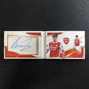 2020 Panini Immaculate KIERAN TIERNEY Arsenal Signature Moves Booklet Gold #/10 - Picture 1 of 2
